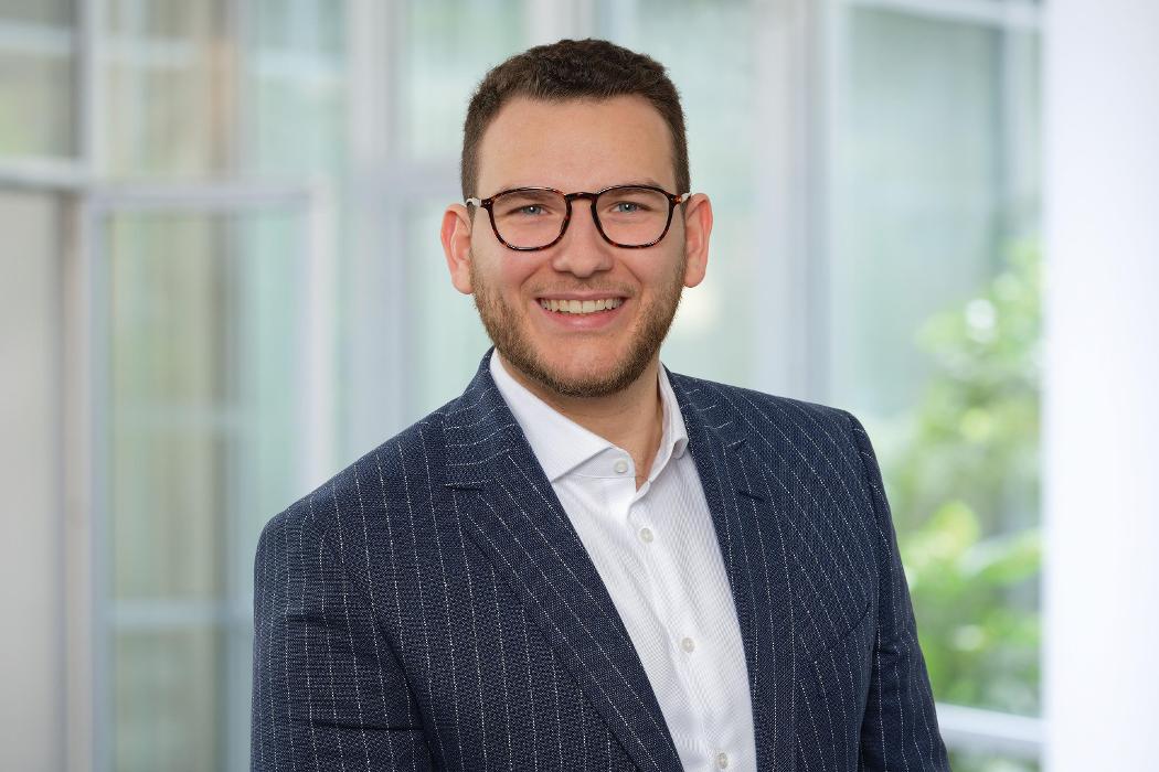 ERGO Versicherung Antonio Abruscato, Neue Mainzer Straße in Frankfurt am Main