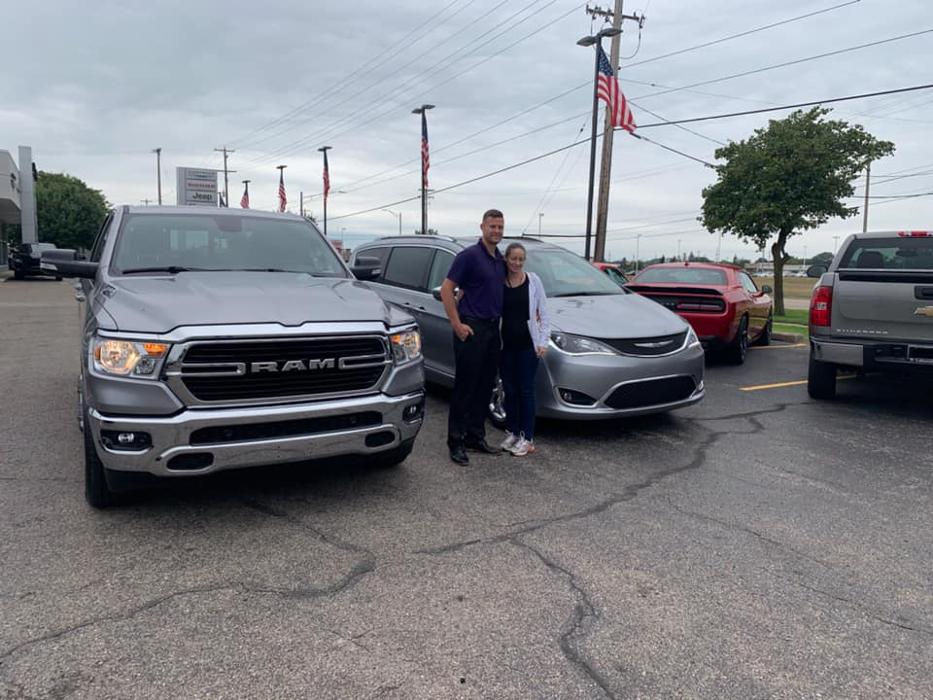 LaFontaine Chrysler Dodge Jeep Ram FIAT of Lansing - Lansing, MI