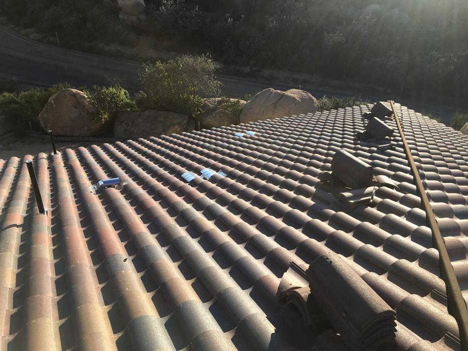 Lopez Roofing - Fontana, CA
