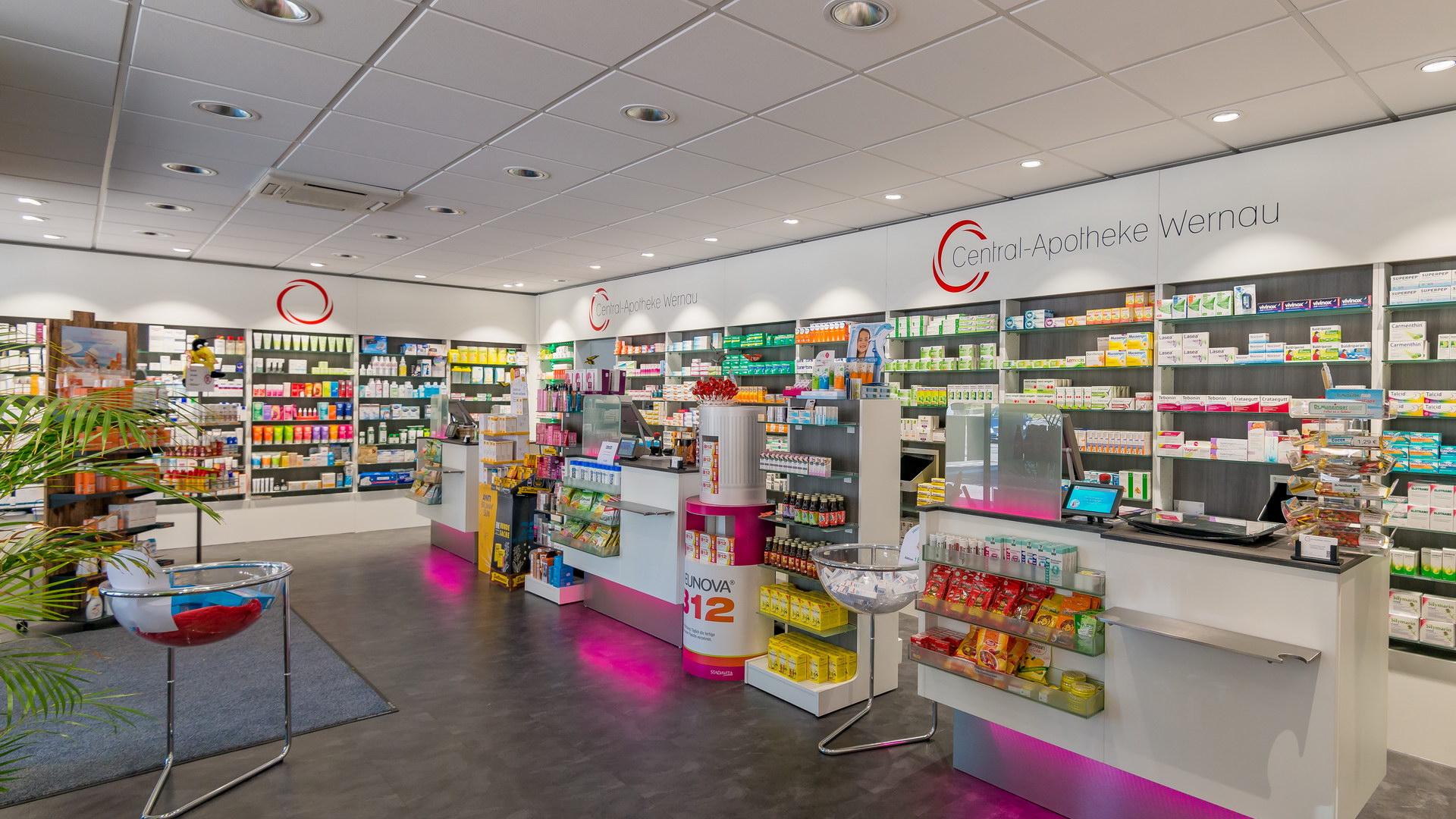 Central-Apotheke Wernau, Kirchheimer Straße in Wernau (Neckar)