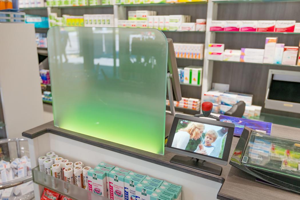 Central-Apotheke Wernau, Kirchheimer Straße in Wernau (Neckar)