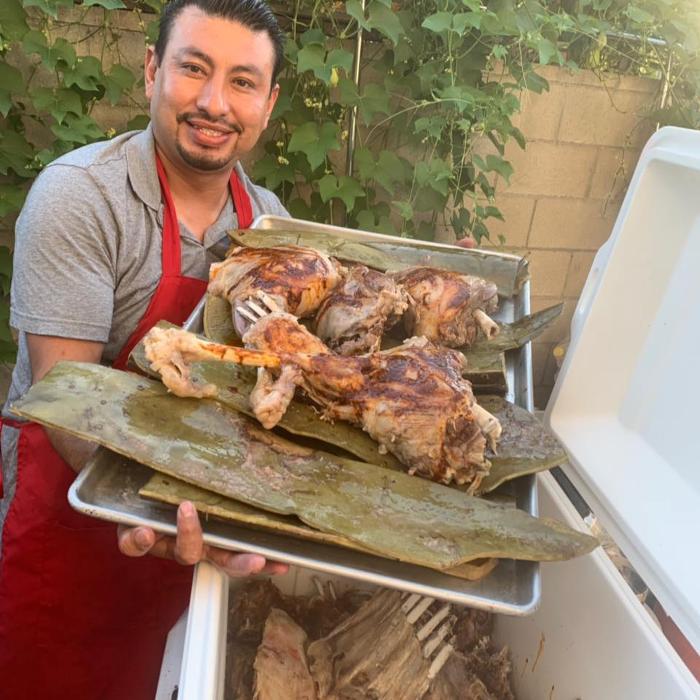 Barbacoa y Birria Los Cuates - Compton, CA