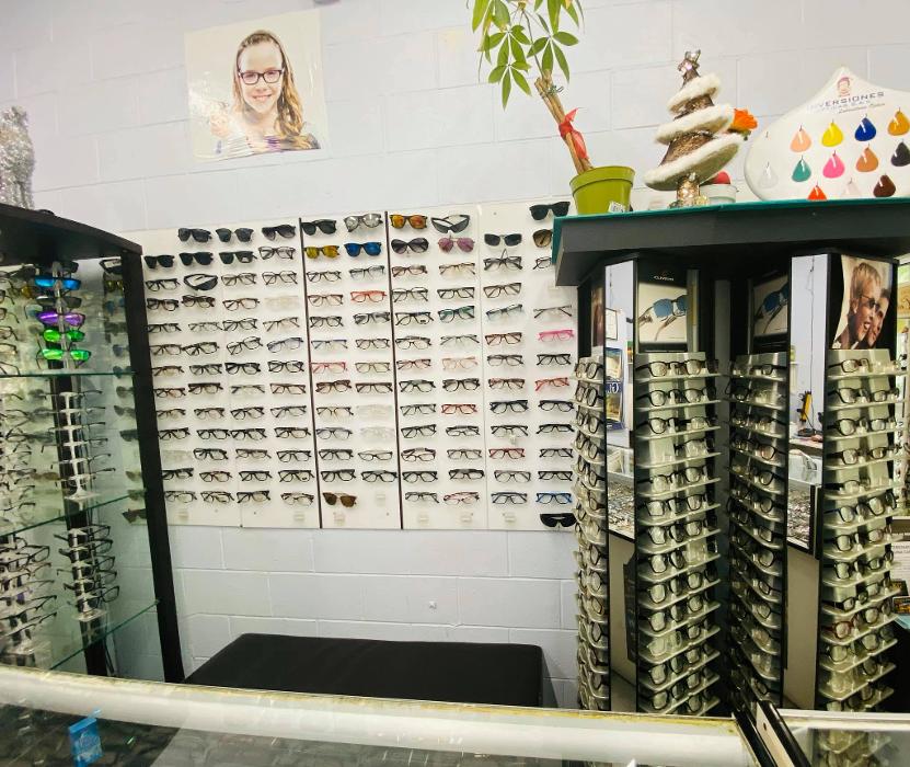 Zegarra Optics - Panorama City, CA