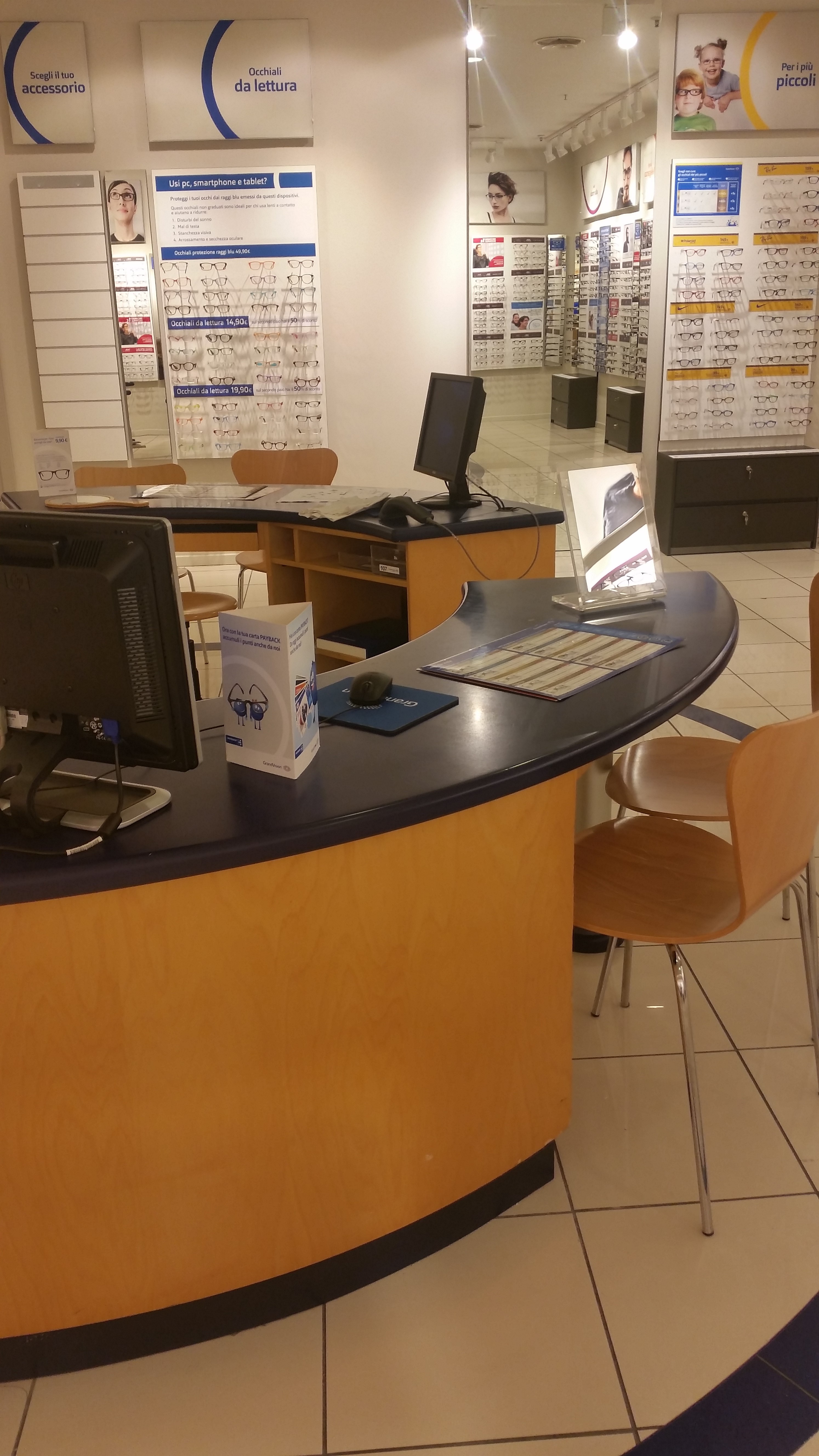 Ottica GrandVision By Optissimo Le Porte di Napoli Afragola - OTTICI  RIVENDITORI DI OCCHIALI (AL DETTAGLIO), ABBIGLIAMENTO E ACCESSORI, LENTI A  CONTATTO, ACCESSORI DI ABBIGLIAMENTO (DETTAGLIO), Ipercoop - Ottica  Grandvision By Optissimo