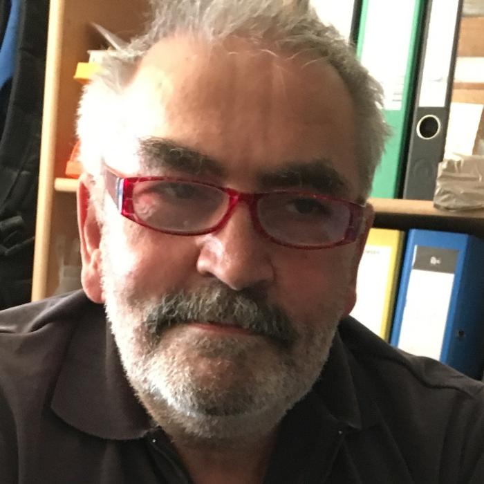 entruempelungs-dienst Siegfried Loeffler, Eisenbahnstrasse 122 + Eberhardstraße 53 in Tübingen