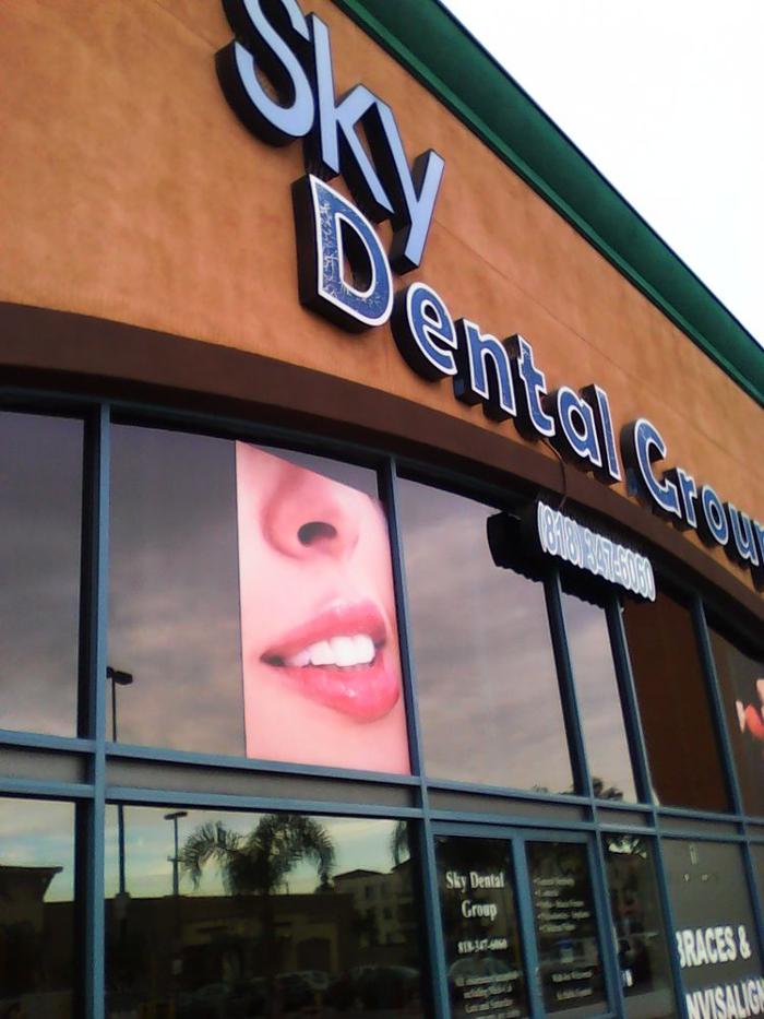 Sky Dental Group - Winnetka, CA