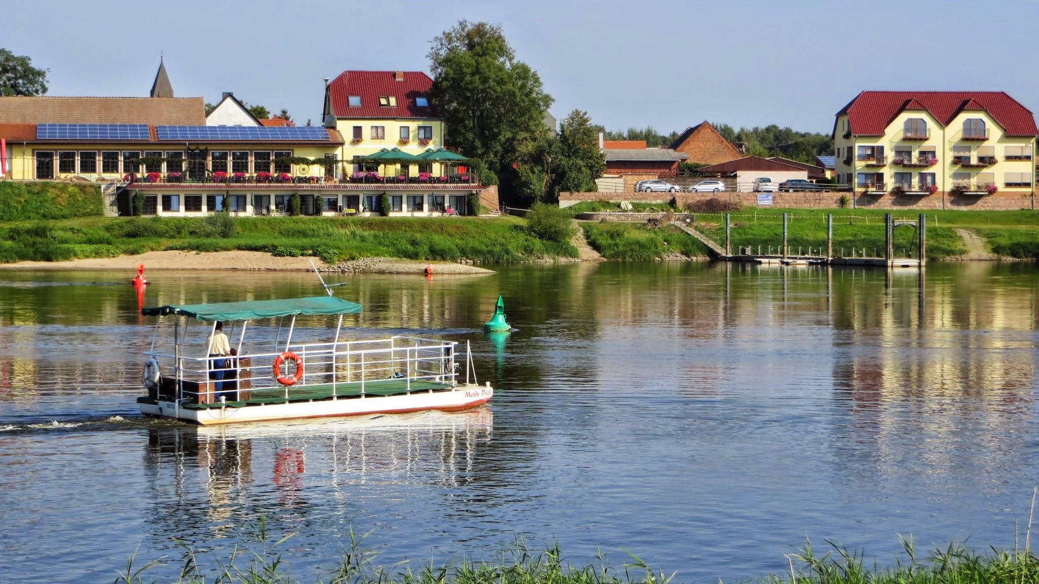 Elbterrassen zu Brambach, An der Elbe in Dessau-Roßlau