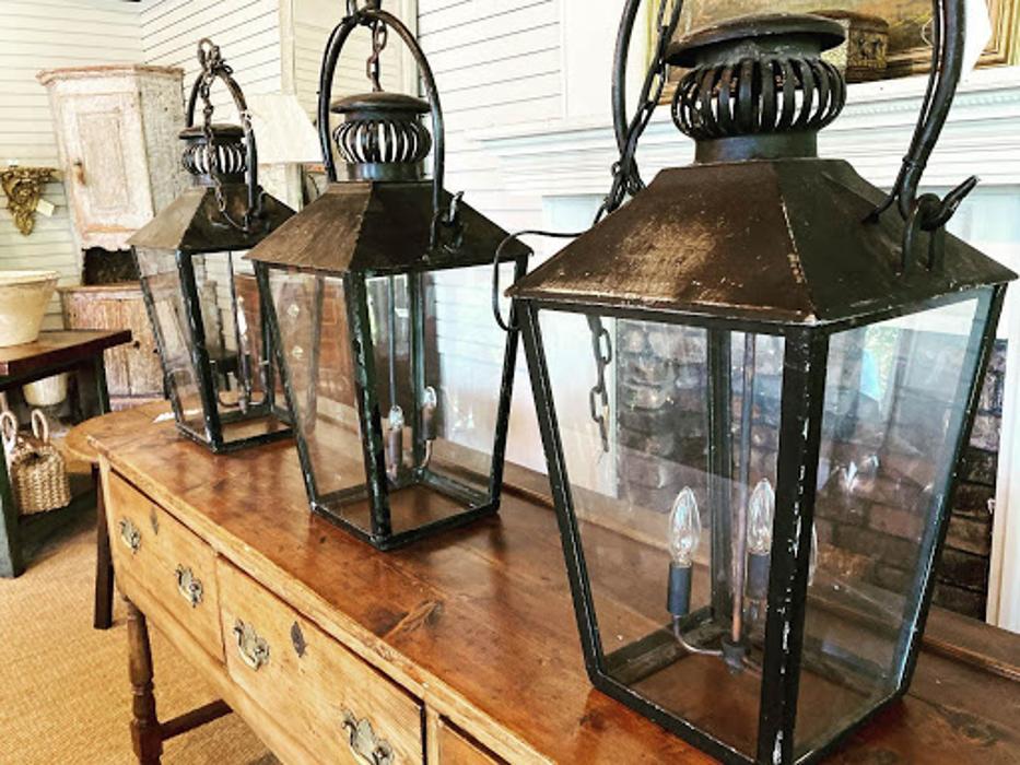 Henhouse Antiques - Birmingham, AL