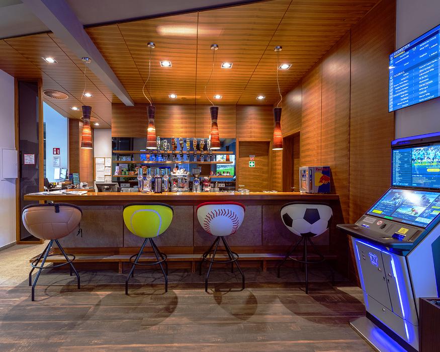 ADMIRAL Sportsbar, Badner Straße in Sooß