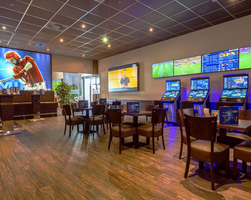 ADMIRAL Sportsbar, Fachmarktzentrum in Gemeinde Siegendorf