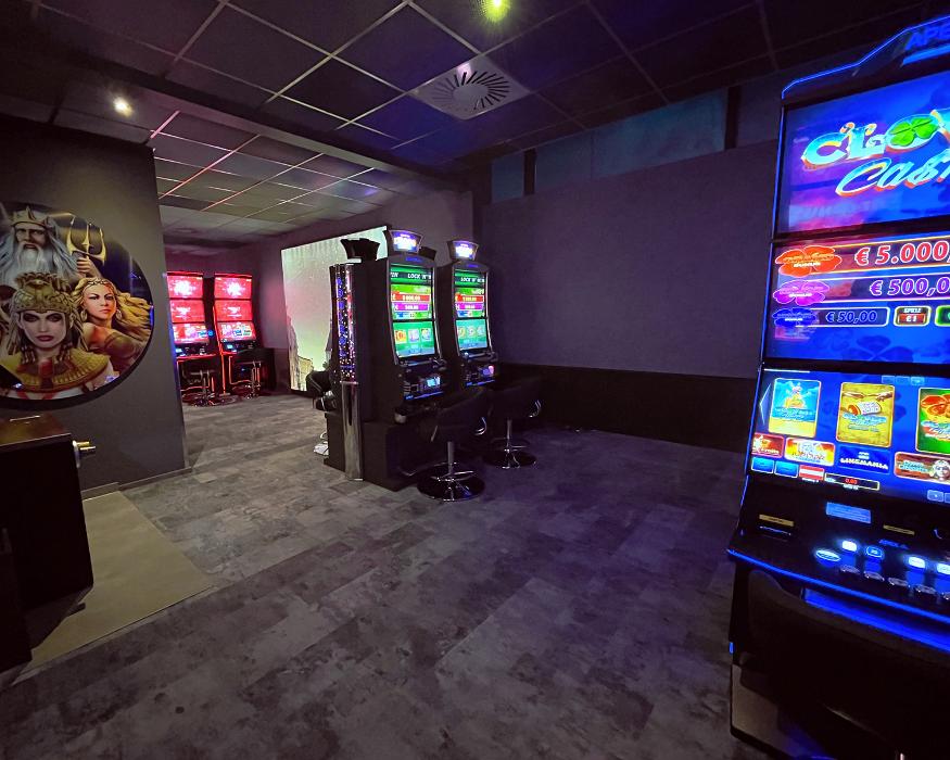 ADMIRAL Sportsbar, Bahnhofplatz in Wels