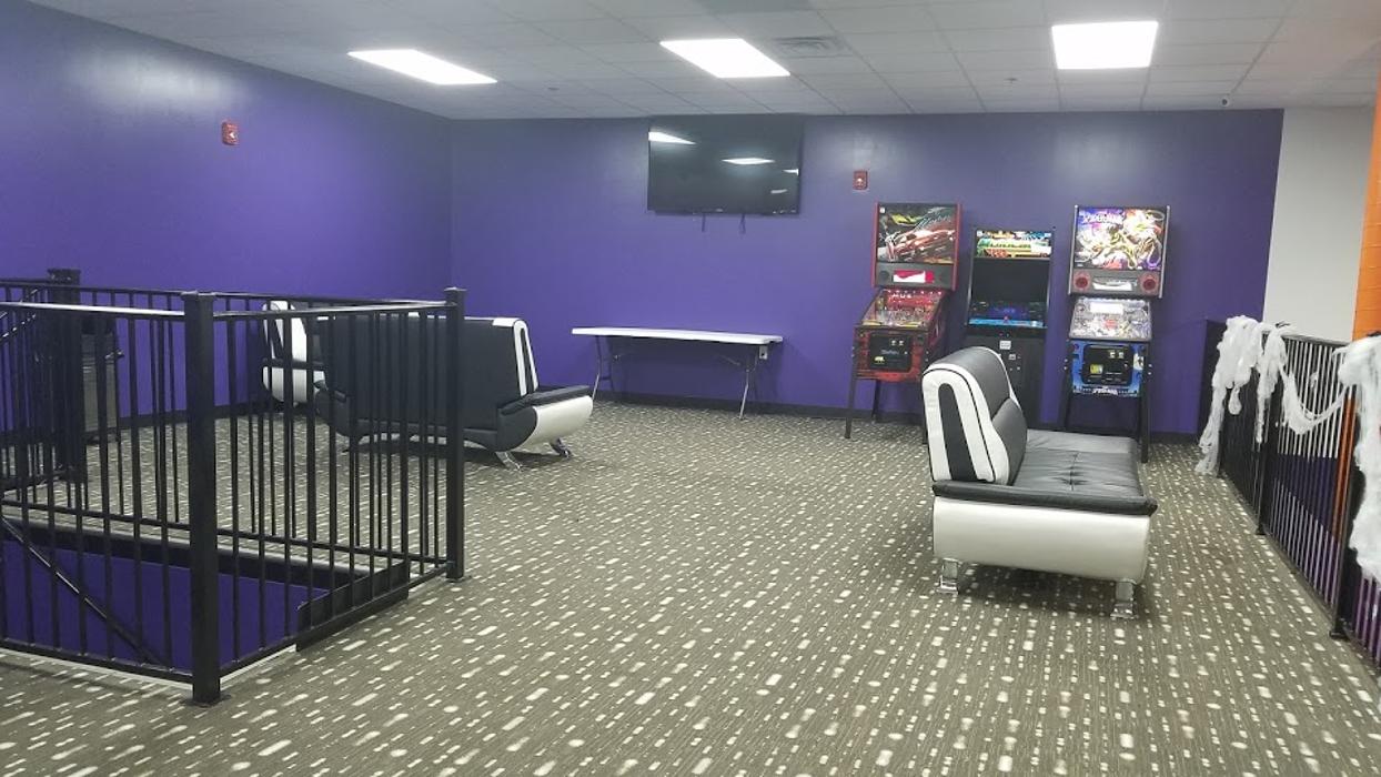 Altitude Trampoline Park Birmingham Amusement Park in Pelham, Alabama - Pelham, AL