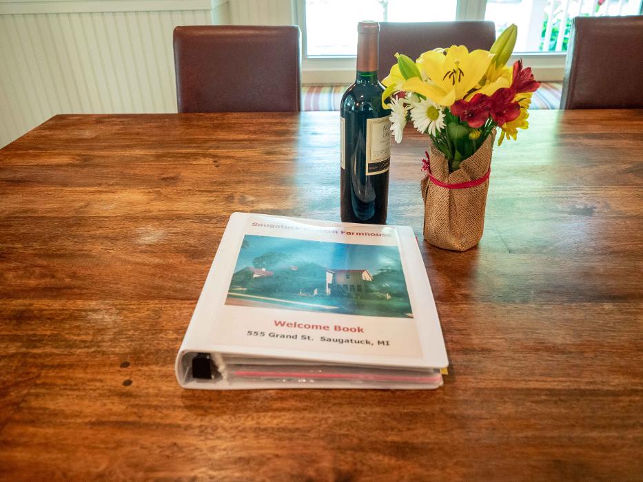 Saugatuck Vacation Rentals - Saugatuck, MI