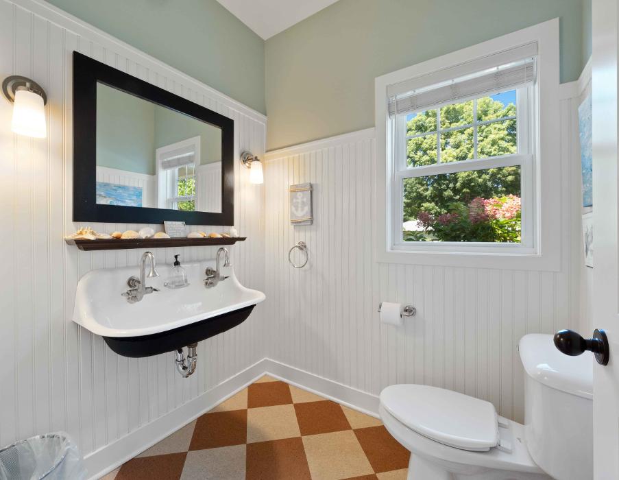 Saugatuck Vacation Rentals - Saugatuck, MI