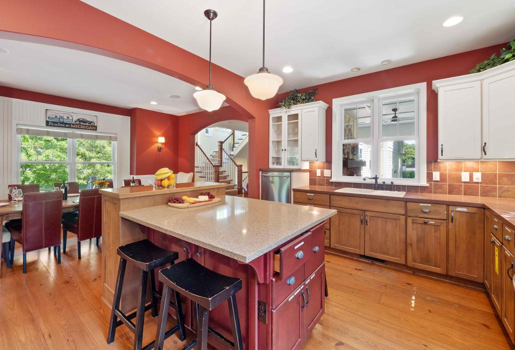 Saugatuck Vacation Rentals - Saugatuck, MI