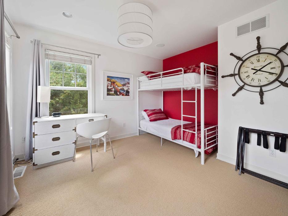 Saugatuck Vacation Rentals - Saugatuck, MI