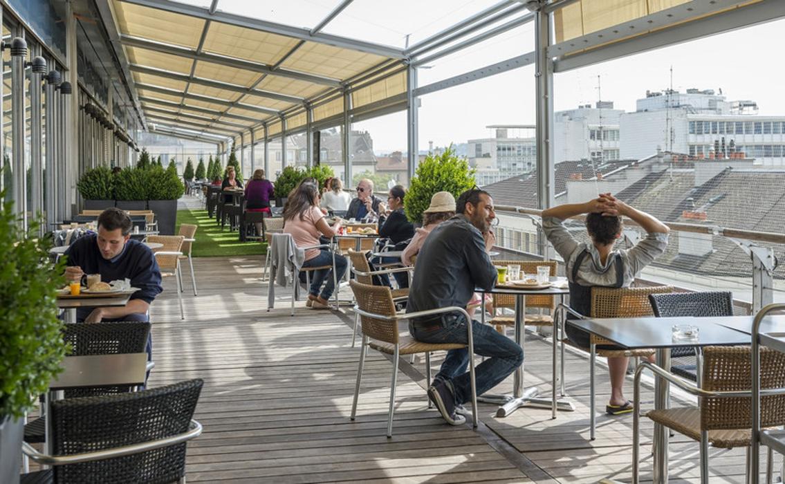 Manora Restaurant Genève, Rue de Cornavin in Genève