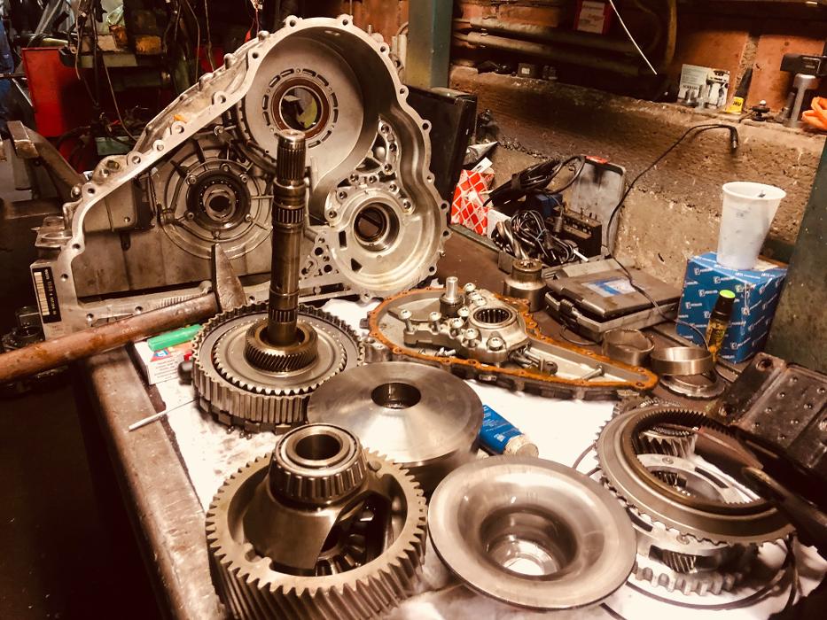 Bild zu Getriebetechnik Autotechnik Helmut Felske in Neukirchen Vluyn Bild zu Getriebetechnik Autotechnik Helmut Felske in Neukirchen Vluyn
