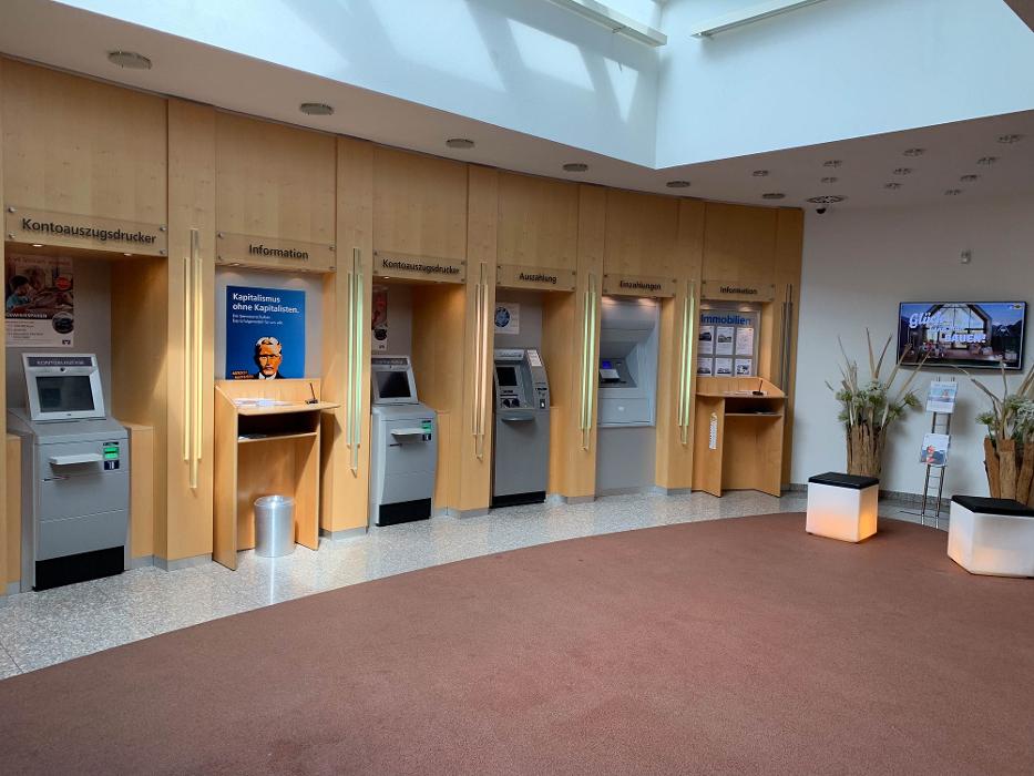 Vereinigte Volksbank Raiffeisenbank eG, Friedrichstraße in Bernkastel-Kues