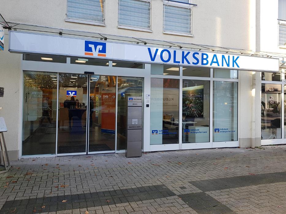Volksbank im Bergischen Land, Zweigstelle Wuppertal-Cronenberg, Rathausplatz in Wuppertal