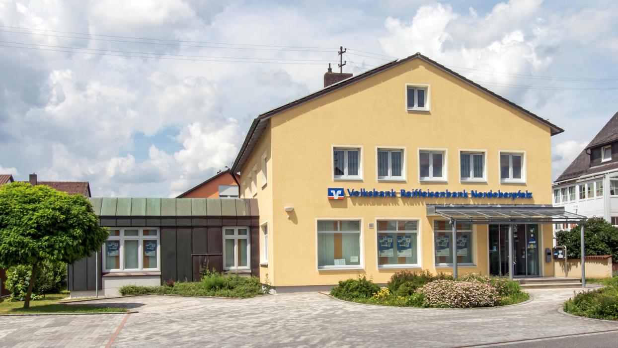 Volksbank Raiffeisenbank Nordoberpfalz eG Rothenstadt, Obere Hauptstraße in Weiden in der Oberpfalz