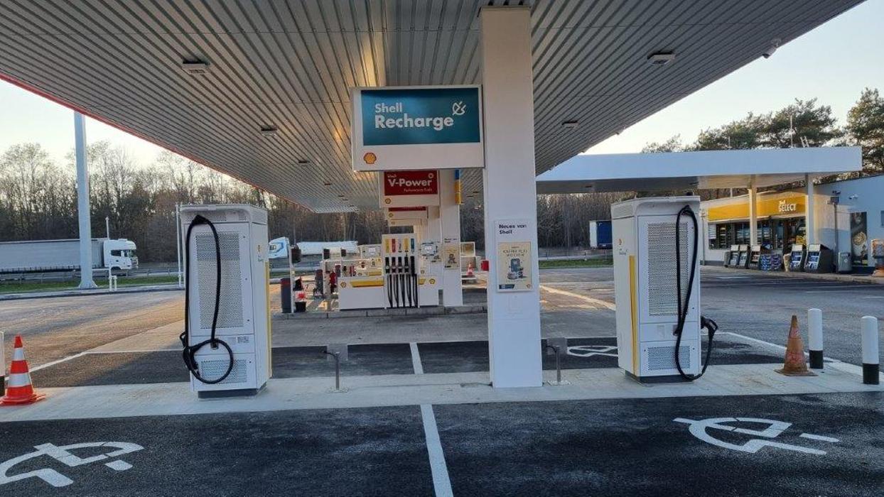 Shell, Am Rastplatz in Altgralla