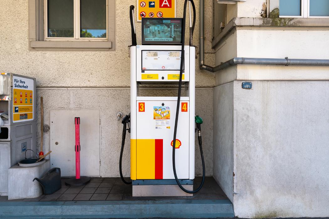 Shell, Bergstrasse in Zürich