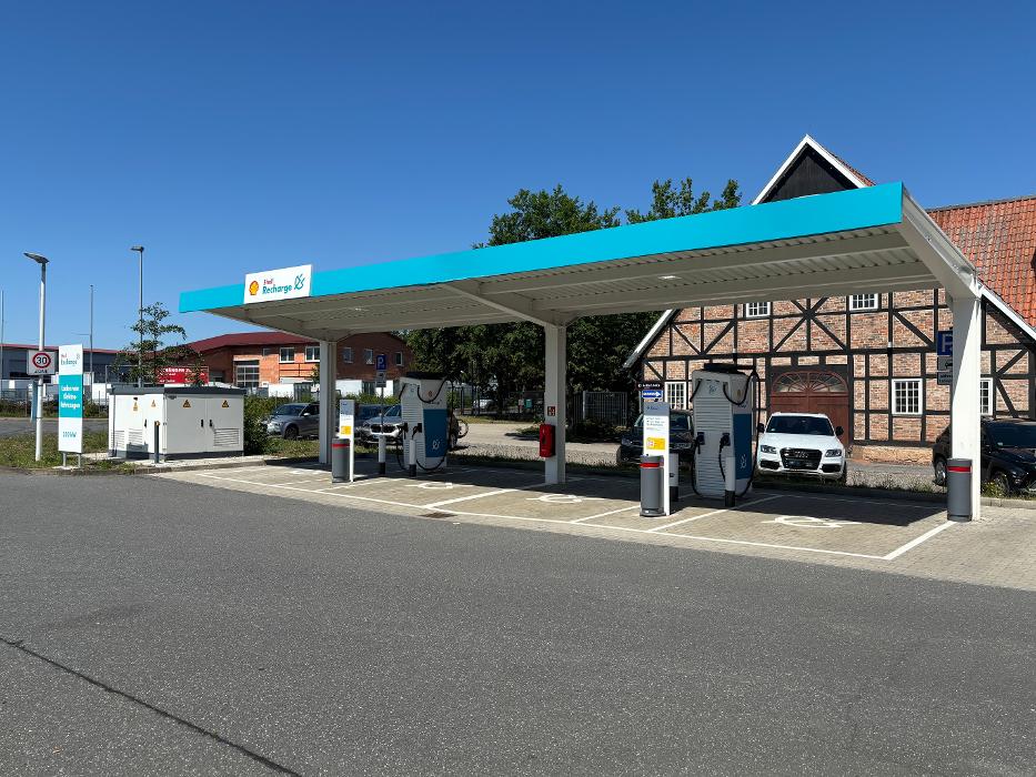 Shell, Auf dem Pfingstrasen in Breitenworbis