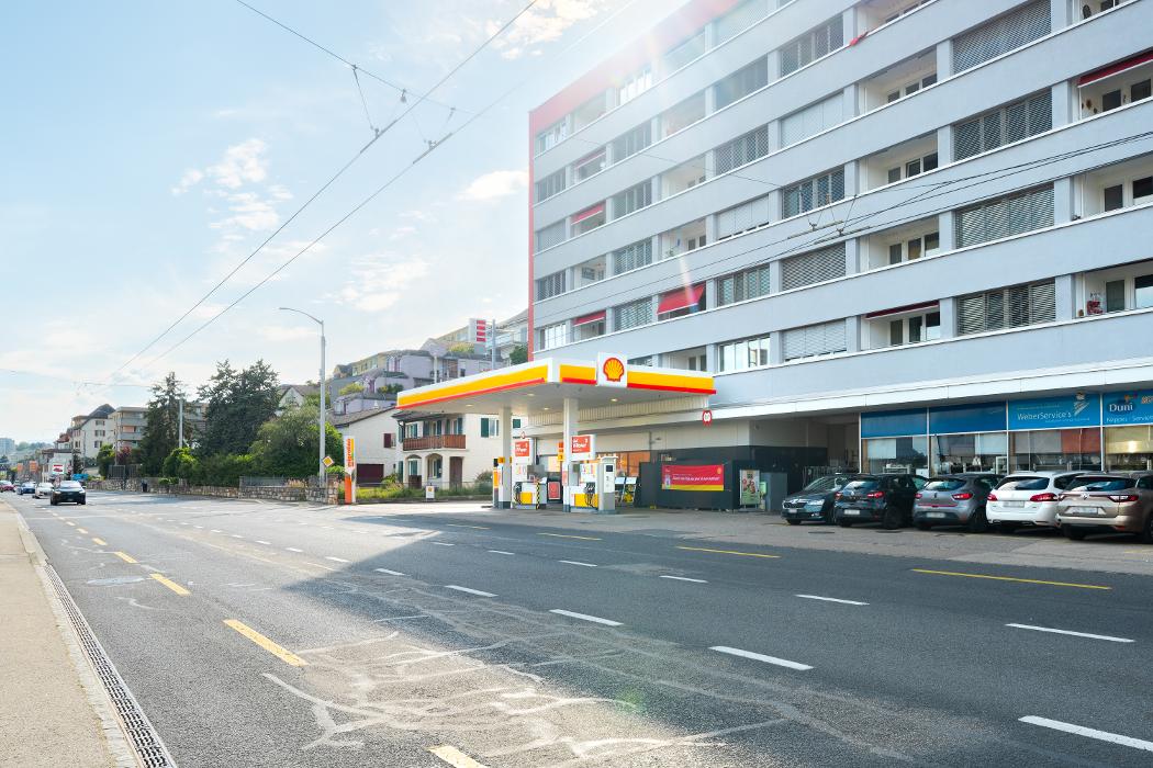 Shell, Rouges-Terres in Hauterive