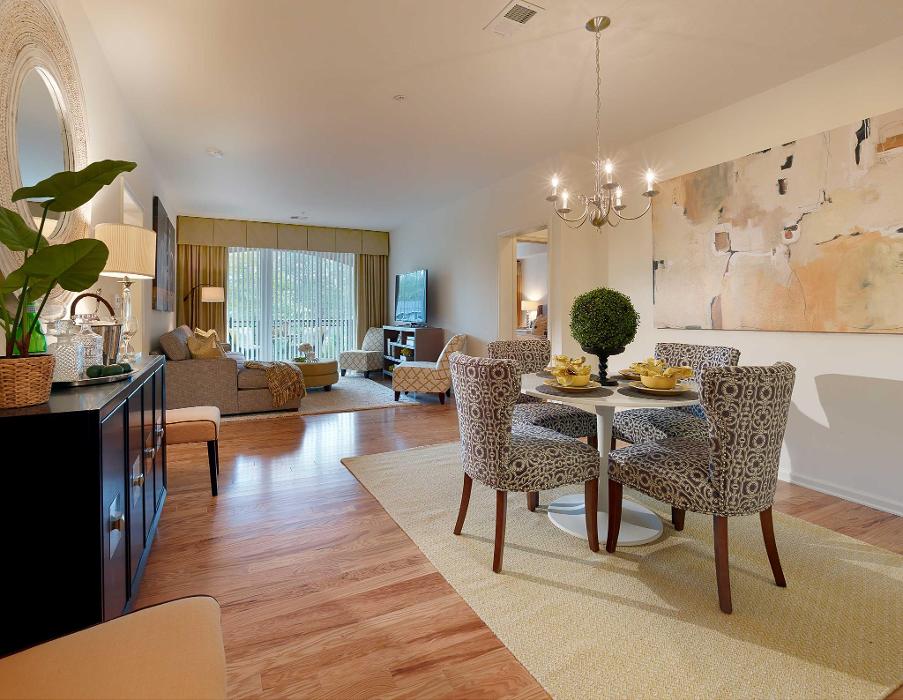 Queens Gate Apartments - Bound Brook, NJ