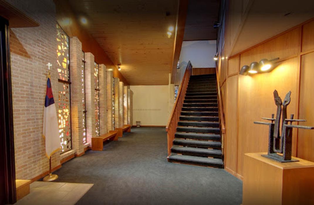 Broadmoor Baptist Church - Baton Rouge, LA