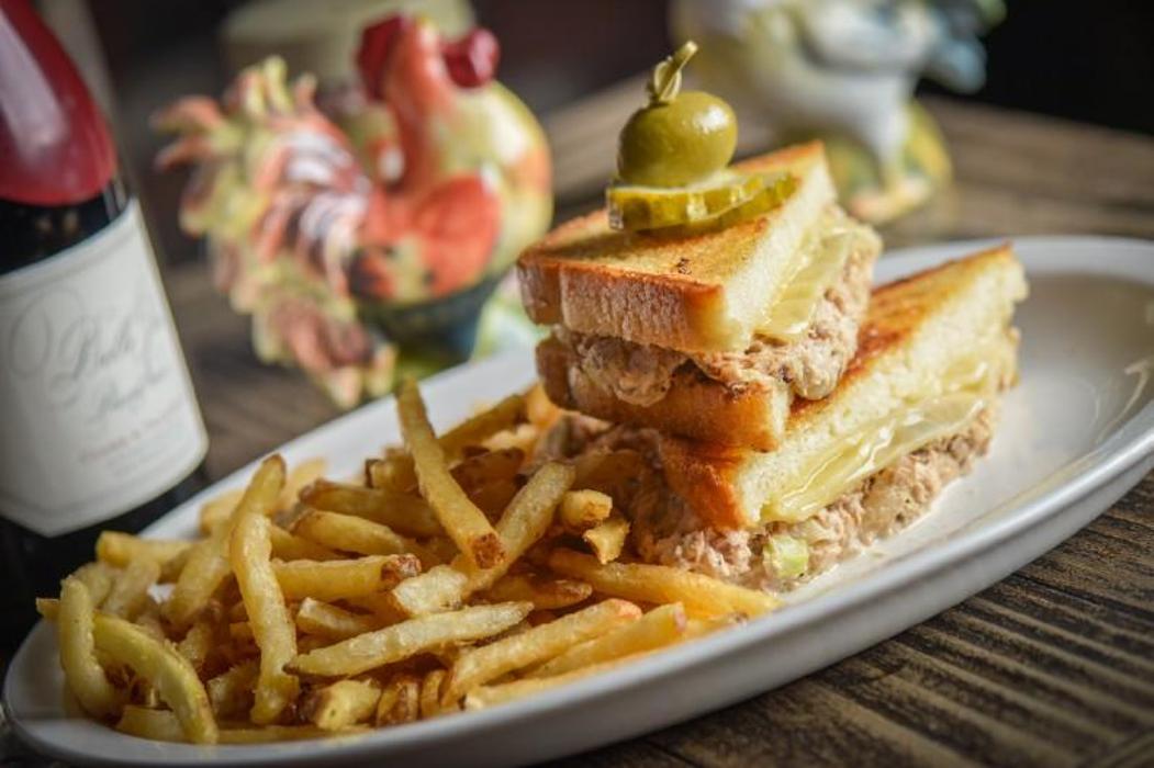 The Rooster Tavern - Scottsdale, AZ