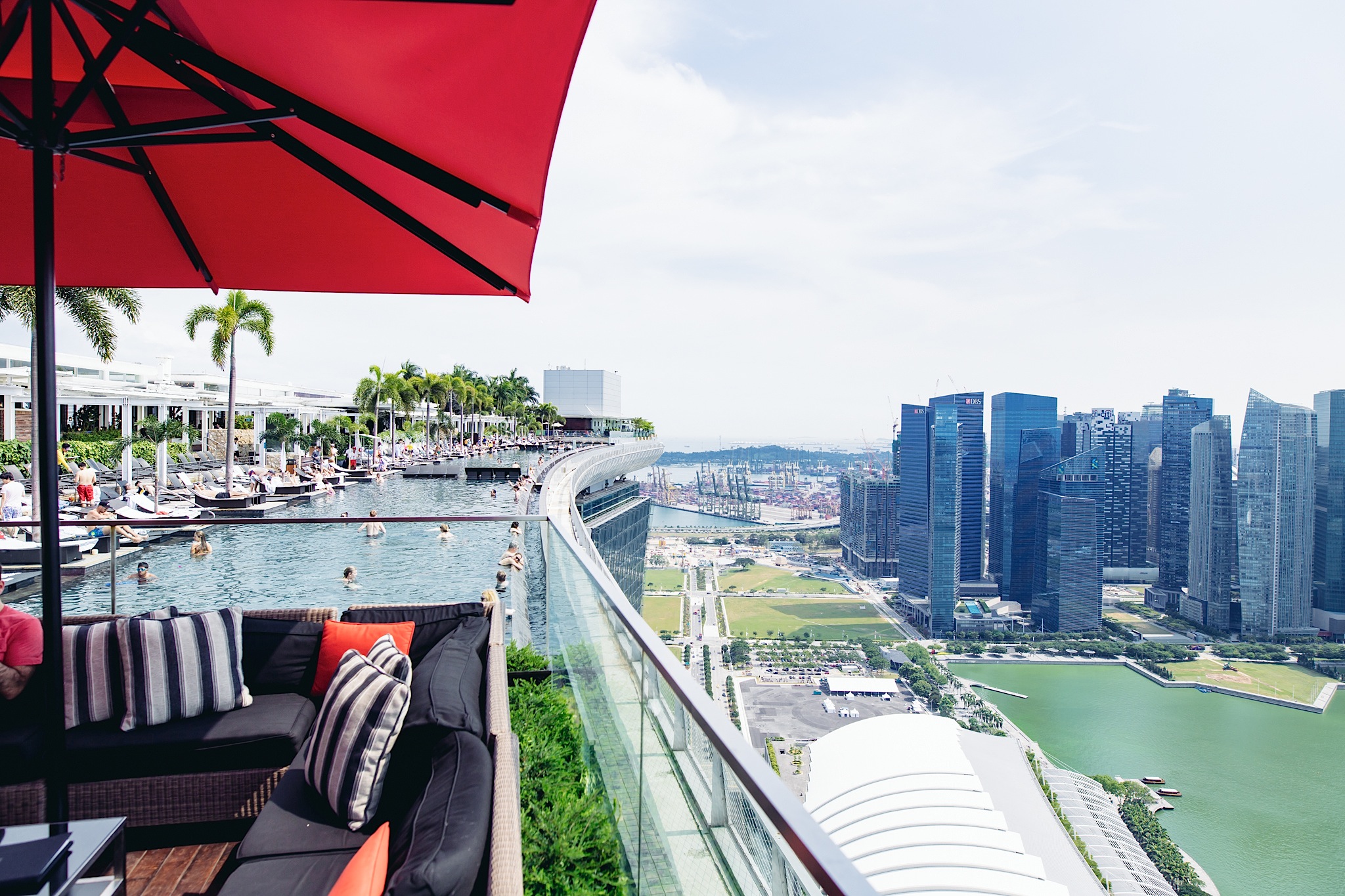 CÉ LA VI Singapore Bayfront