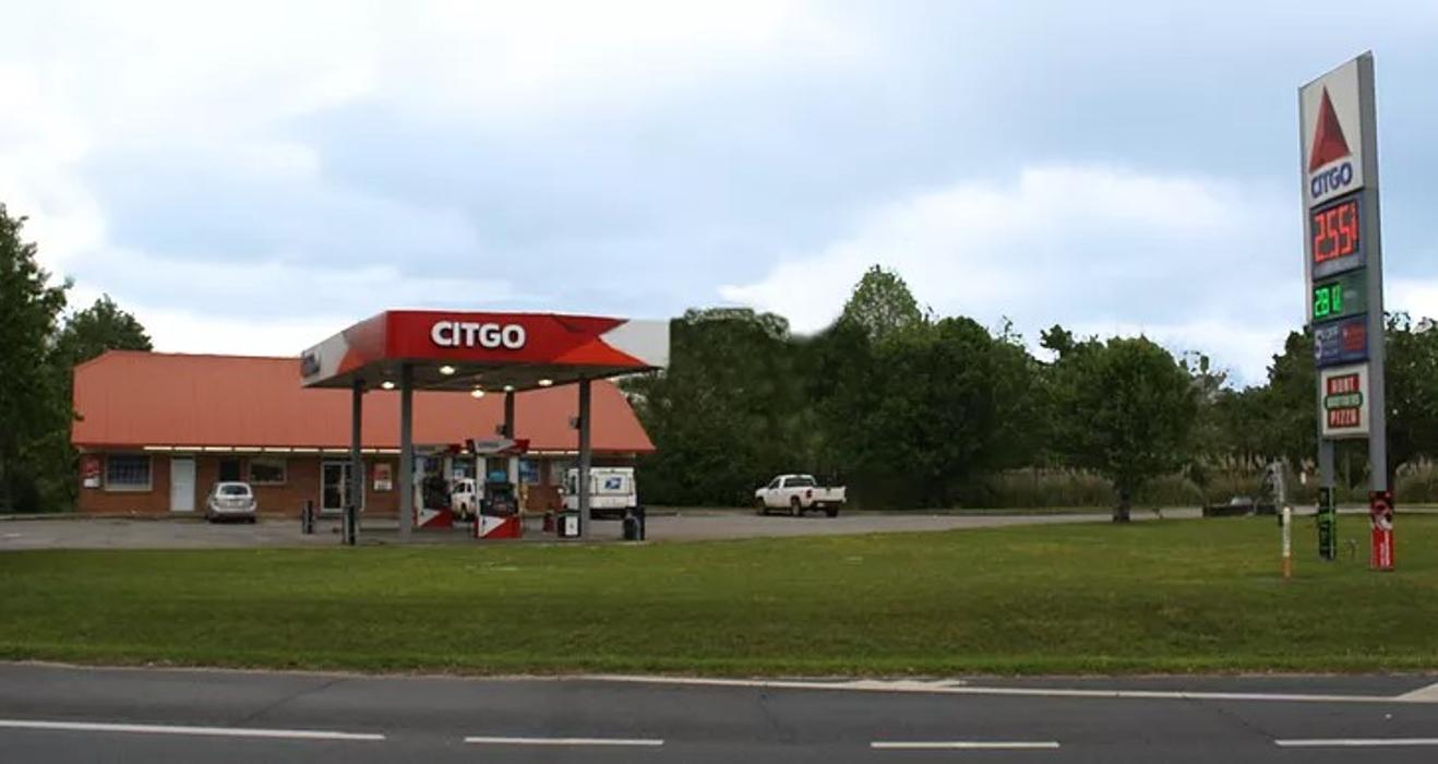 Zelmo's Zip In - Leesburg, GA