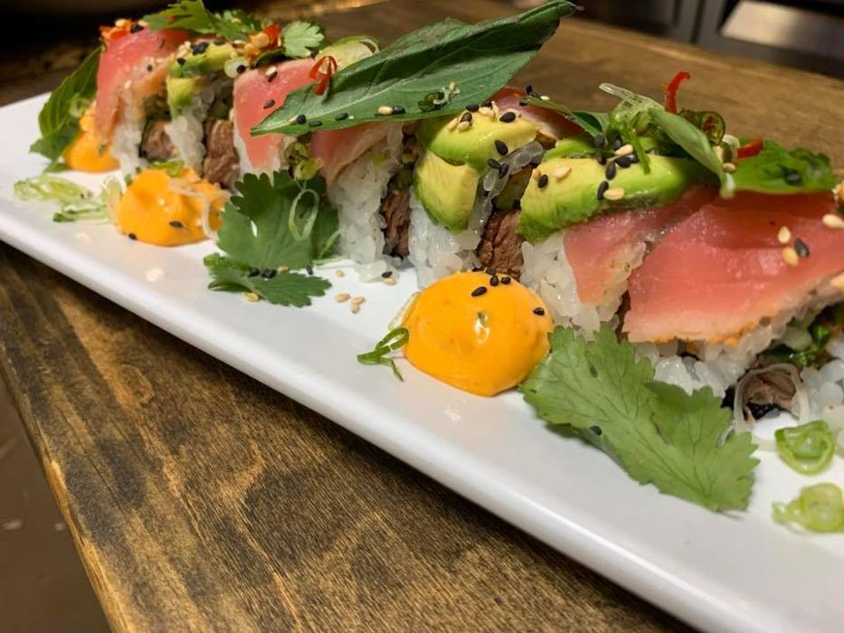 Rock & Rolls Sushi Lounge - Cedar Park, TX
