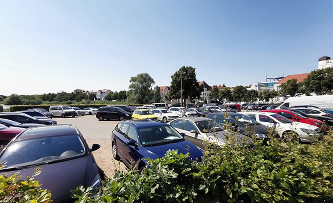 CONTIPARK Parkplatz Klosterstraße am Schloss, Graf-Schack-Allee in Schwerin