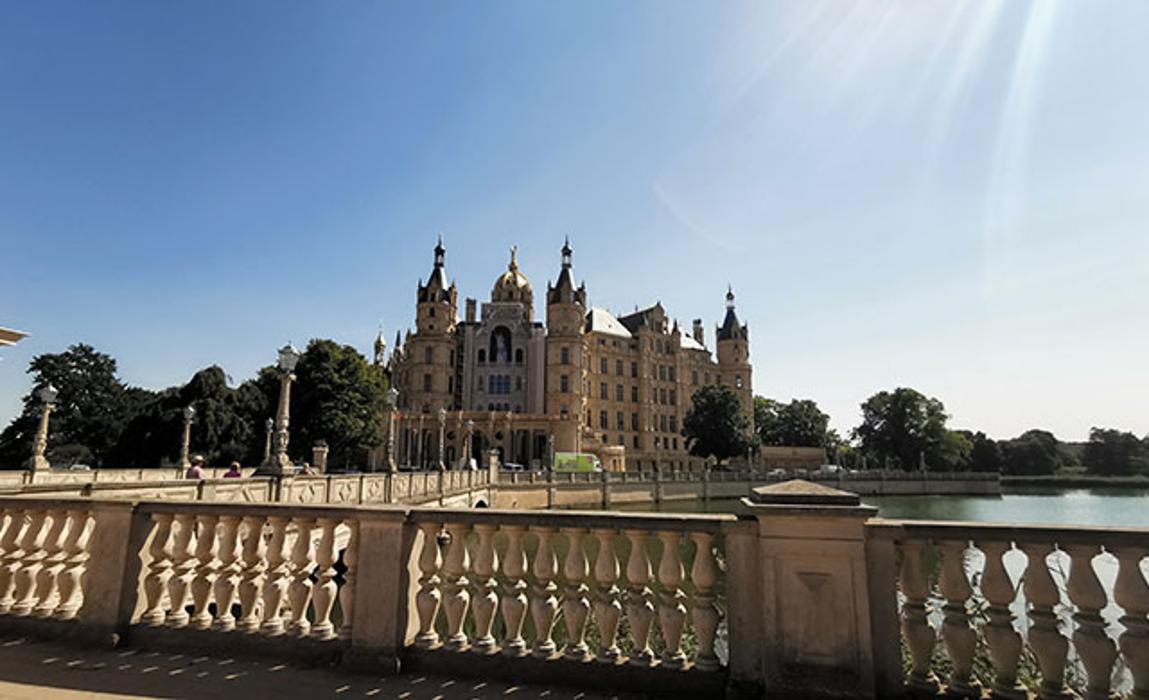 CONTIPARK Parkplatz Klosterstraße am Schloss, Graf-Schack-Allee in Schwerin