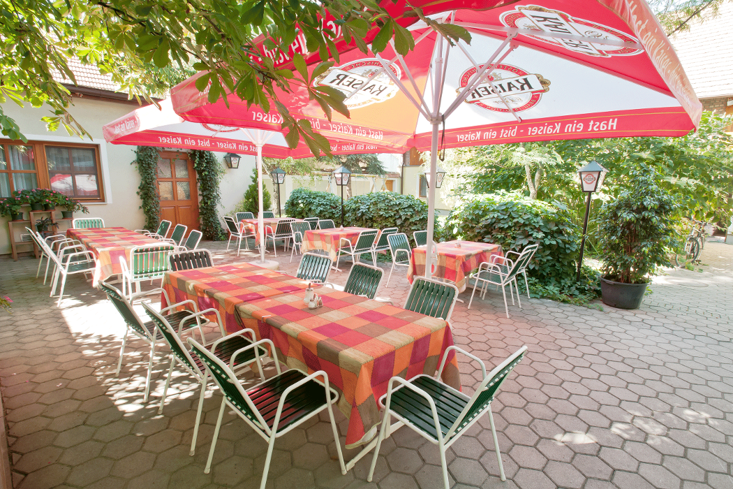 Hotel-Pension Püreschitz, Hauptstraße in Seibersdorf