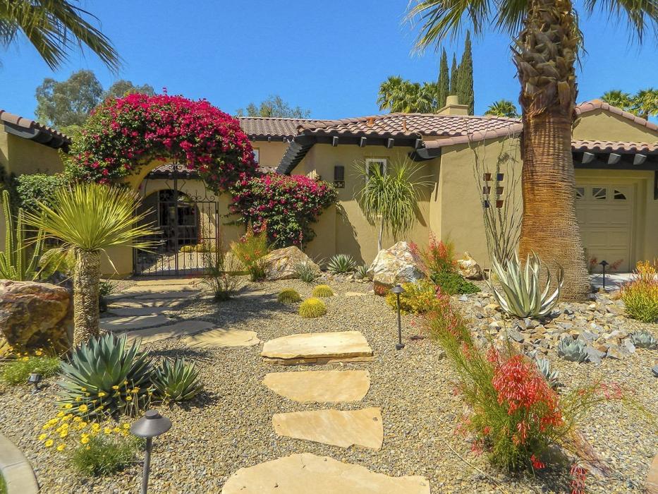 Ruven Villalva Landscaping - Cathedral City, CA