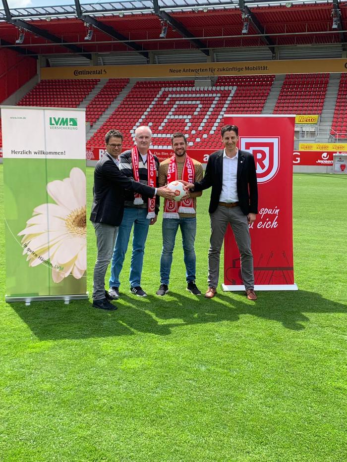 LVM Versicherung Fickenscher - Versicherungsagentur, Eglseer Straße in Amberg