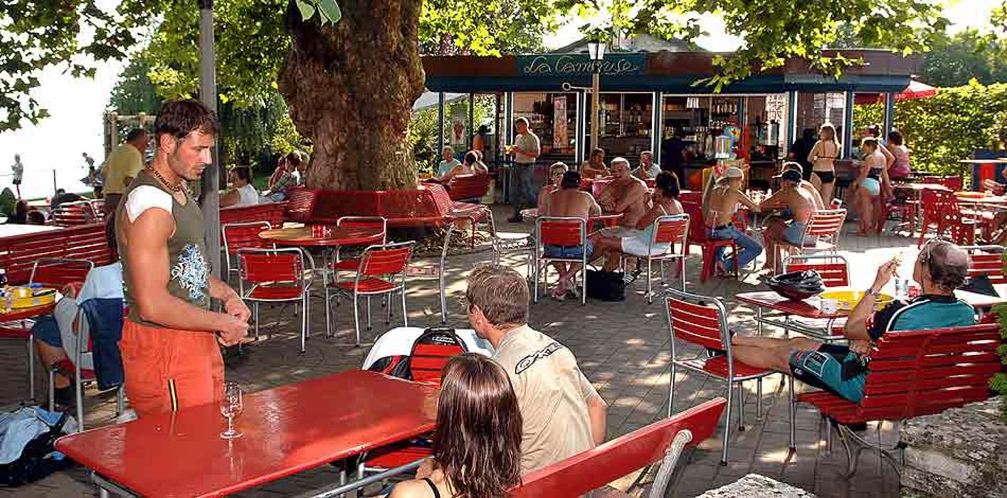 Hôtel Restaurant Cave Bel-Air, Route Principale in Bas-Vully