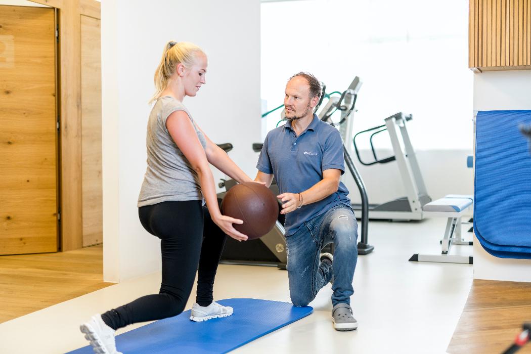 Praxis vitalhoch2 (Physiotherapie & Ergotherapie), Sennereiweg in Westendorf
