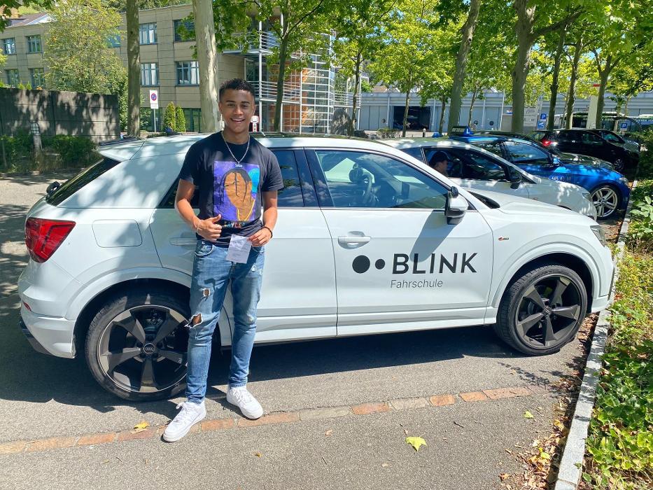 BLINK Fahrschule Aarau | Auto Fahrstunden, Motorrad Grundkurse, VKU, Industriestrasse in Aarau