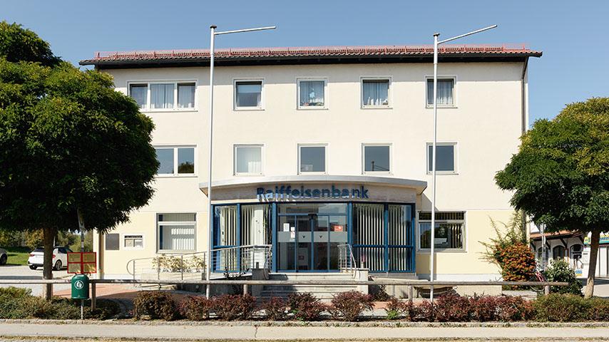 meine Volksbank Raiffeisenbank eG, Schnaitsee, Raiffeisenstraße in Schnaitsee