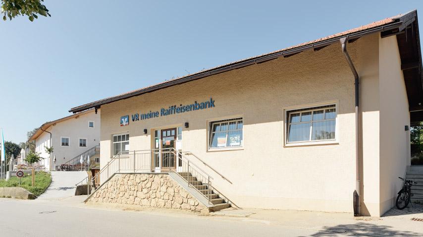 meine Volksbank Raiffeisenbank eG, Tyrlaching, Bahnhofstraße in Tyrlaching