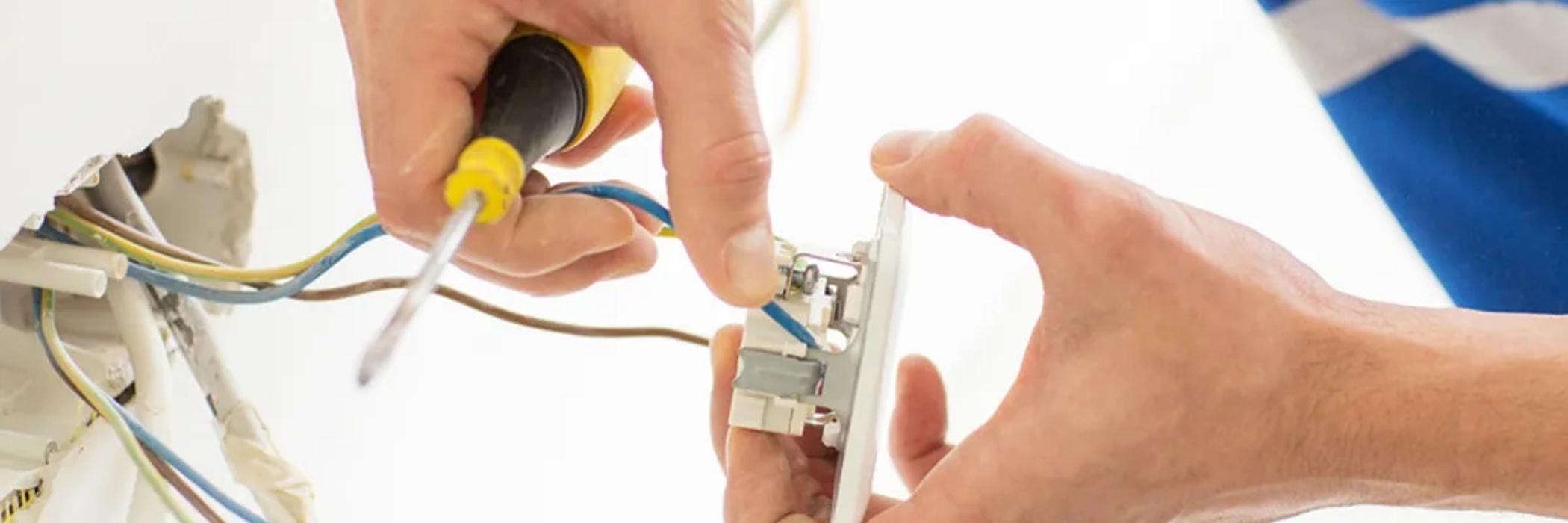 Elektro Gausch, Hauptplatz in Traiskirchen