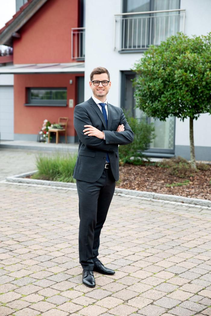 VR Bank Südpfalz Immobilienbüro Rülzheim, Mittlere Ortsstraße in Rülzheim