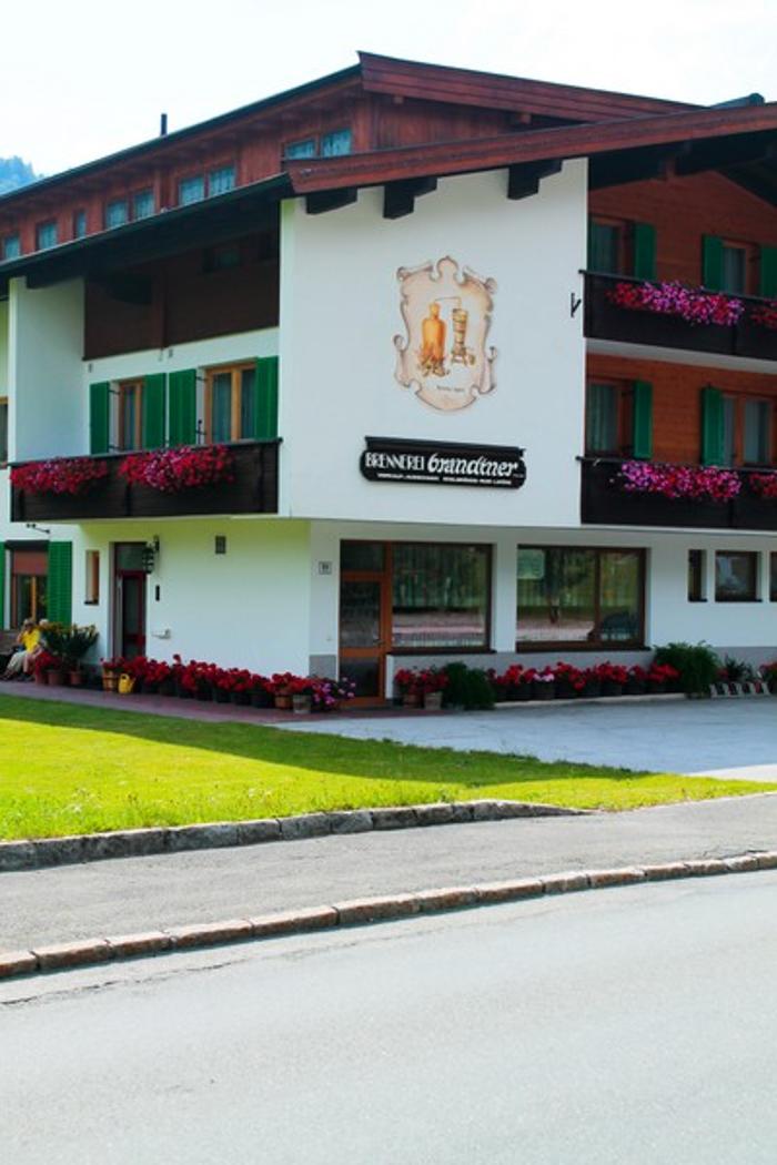 Pension Brennerei Brandtner, Dorfstraße in Waidring