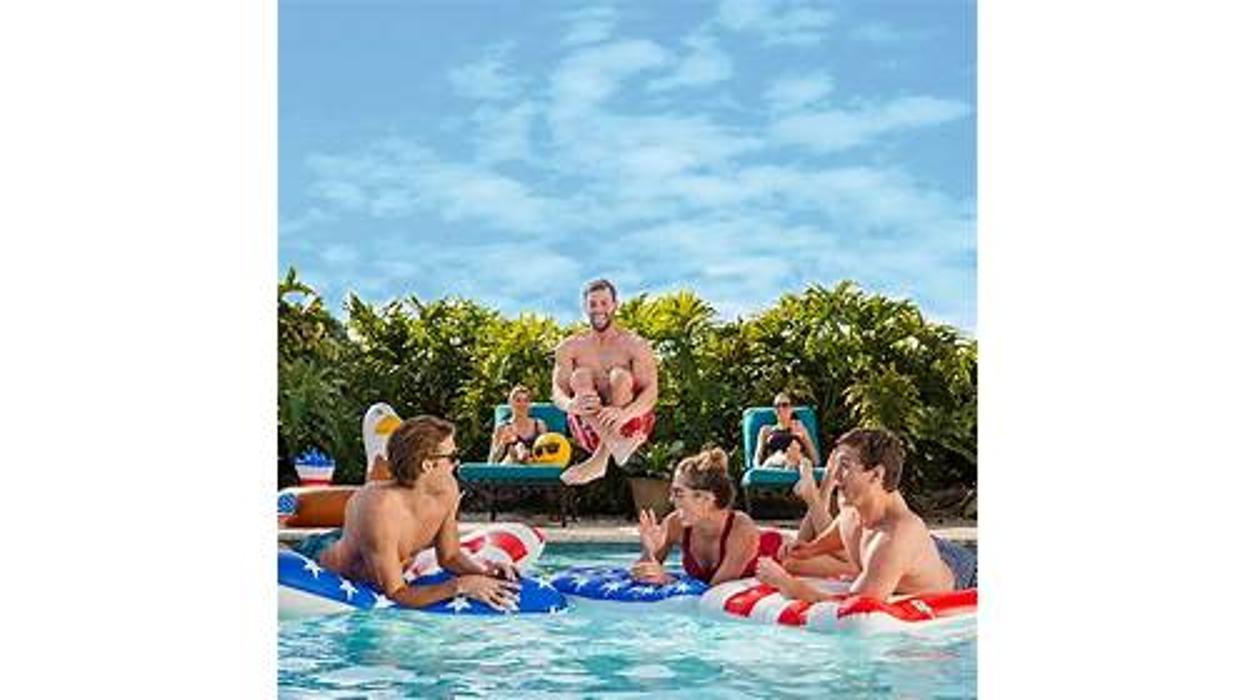 Pinch A Penny Pool Patio Spa - Tallahassee, FL