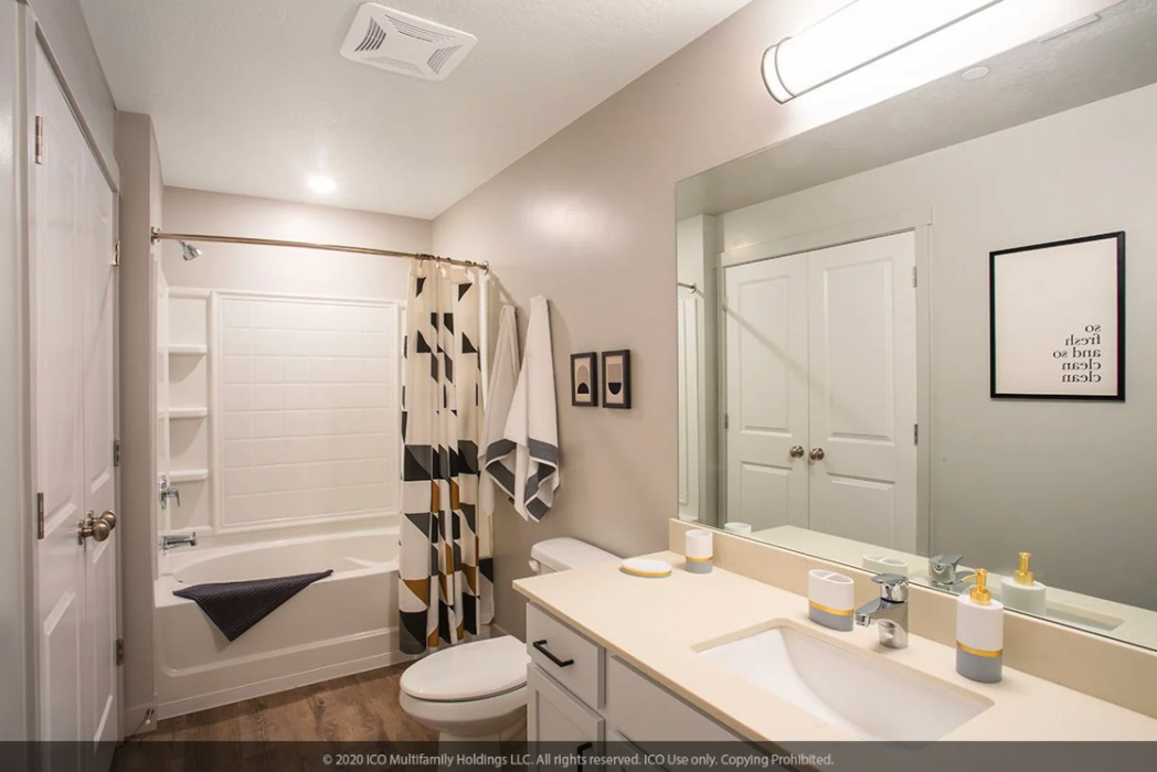 ICO Vista Station - Luxury Draper Apartments - Draper, UT